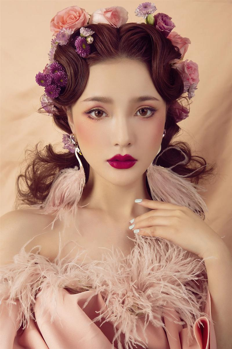 南阳化妆学校：如何选择适合自己肤质的化妆品？